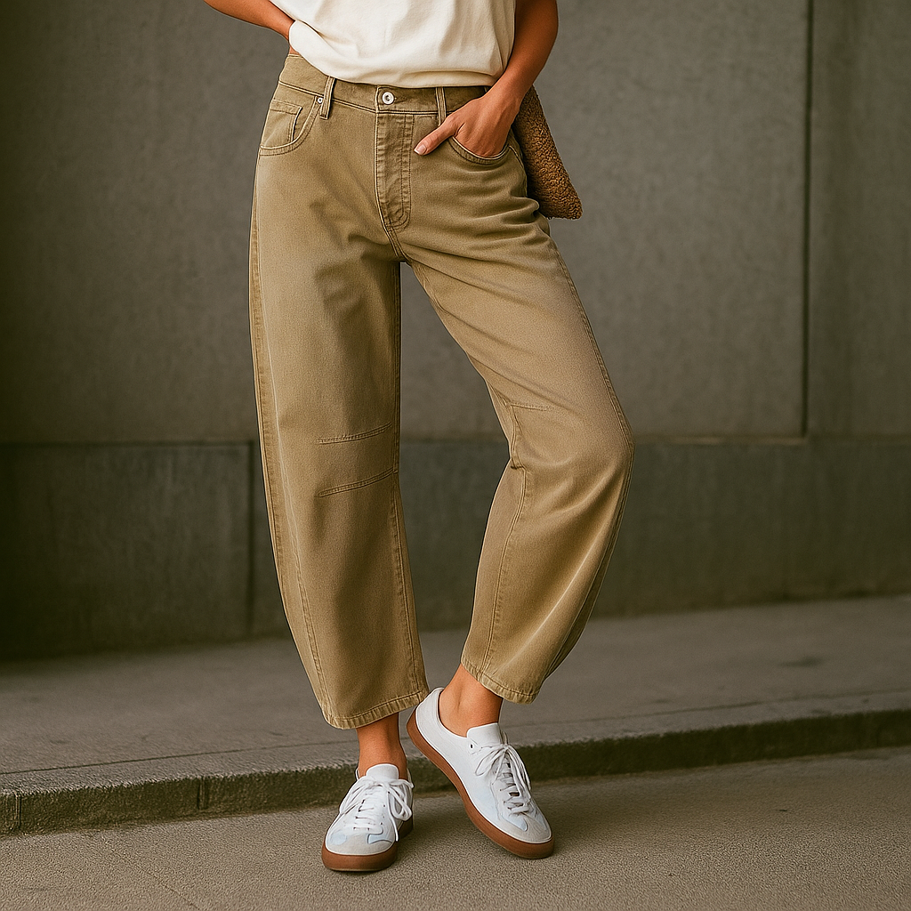 Mia Vintage-Wash Cropped Jean